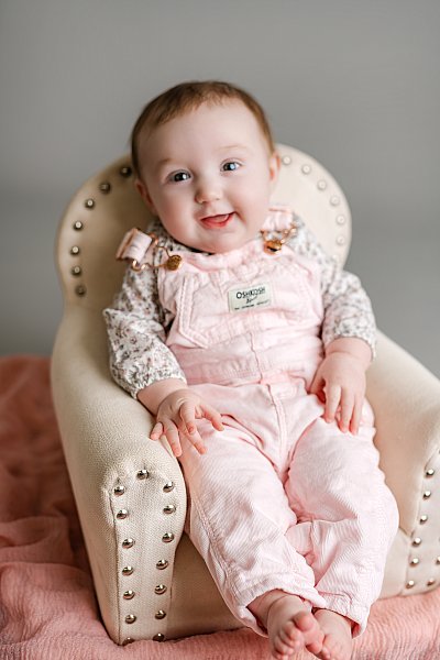 baby milestone photo studio