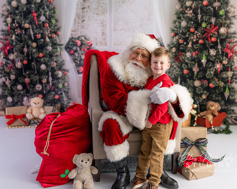 PCB Santa Mini Sessions Near Me