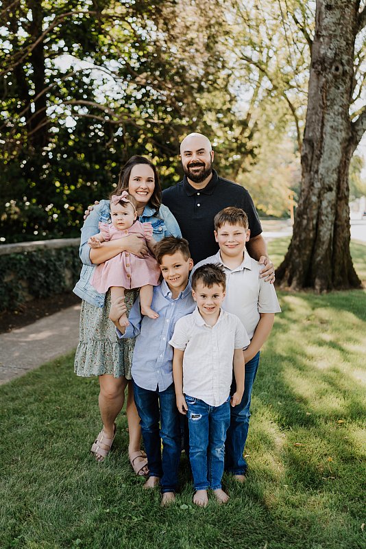 Elles Photography Outdoors Family Portrait Photographer AL