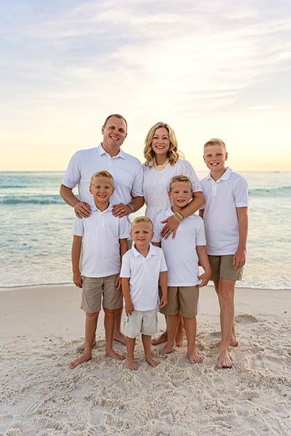 Family Beach Photographer Near Me - Elles Photography